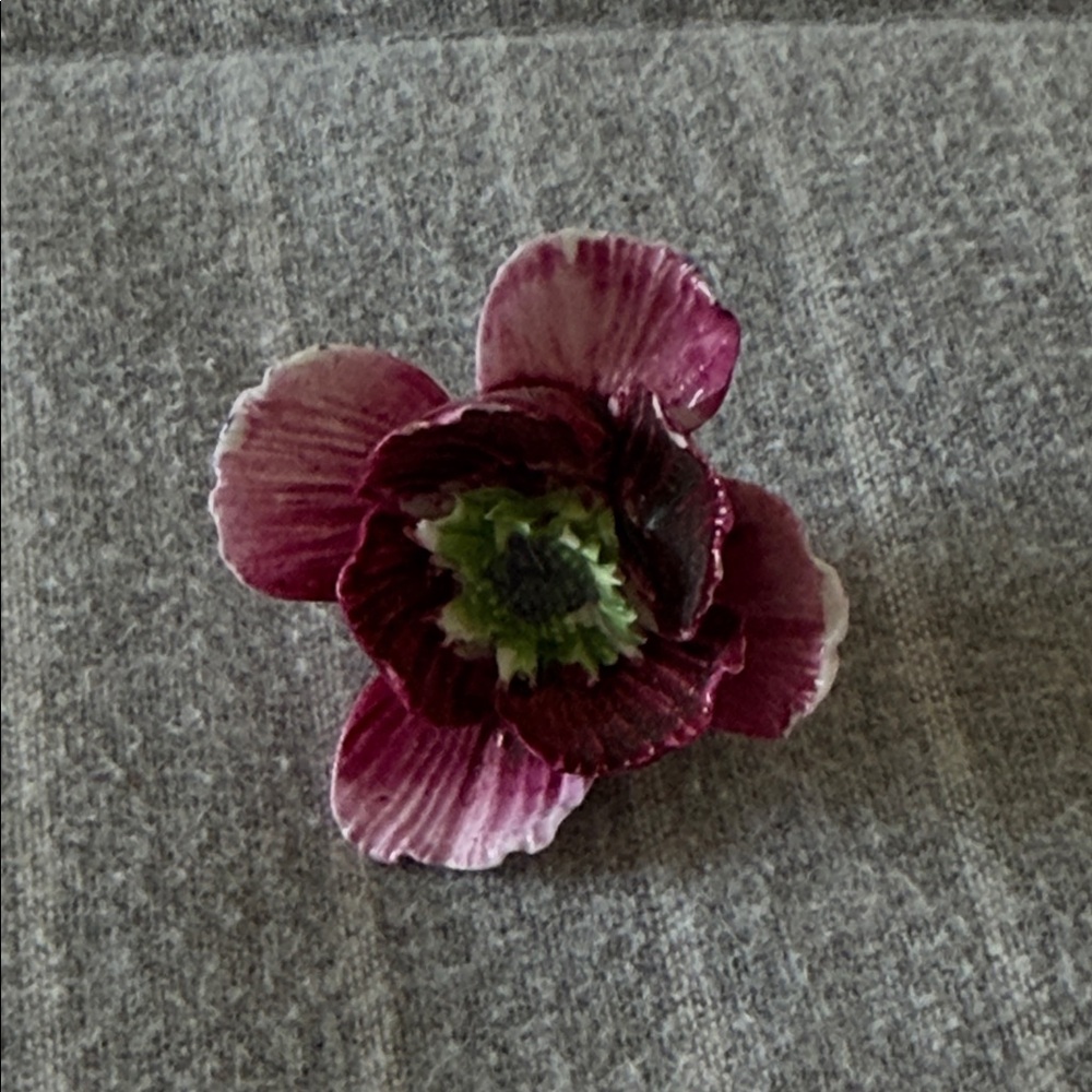 Vintage Dorothy Ann China Co. Porcelain Flower Brooch
